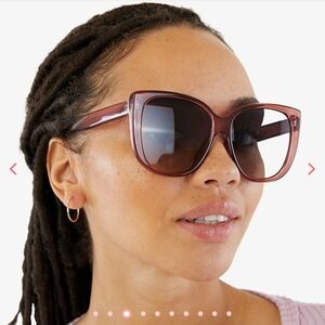 NWT Mauve Cat-Eye Sunglasses